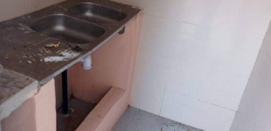 Deux chambres salon sanitaire entrée personnelle a tankpè